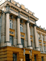 Корпус университета, созданный К.Л.Мюфке (современный вид)